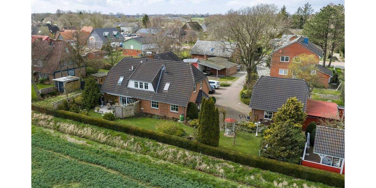 Mehrfamilienhaus, Wohnhaus Risum-Lindholm Lindholm - 9 Zimmer, 301 m&sup2;, 479.000&euro; | Angebot:26392122