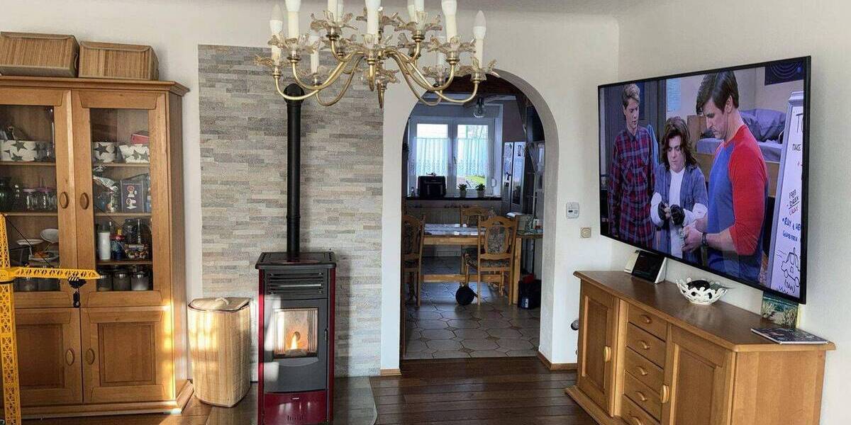 Bauernhaus, Landhaus Schmelz - 8 Zimmer, 180 m&sup2;, 299.000&euro; | Angebot:26128047