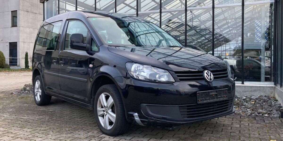 VW Caddy 210.000 km 5.860 € Neu-Ulm 89231