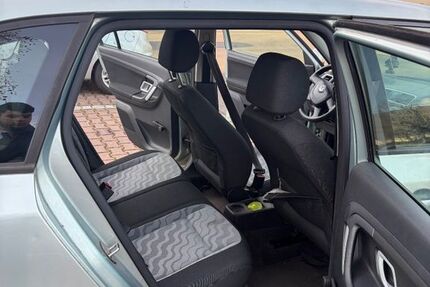 Skoda Fabia 164.692 km 1.950 € Frankfurt am Main 60431