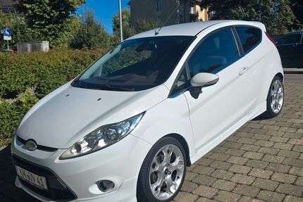 Ford Fiesta 69.614 km 5.500 &euro; Konstanz 78464