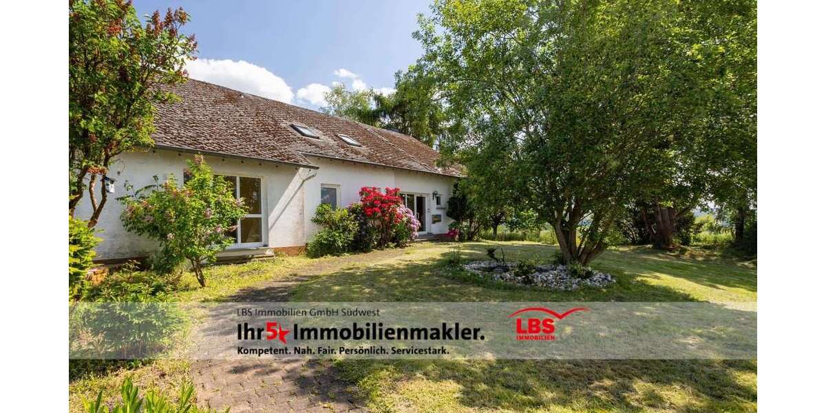Einfamilienhaus Lambertsberg - 7 Zimmer, 285 m&sup2;, 285.000&euro; | Angebot:26898356