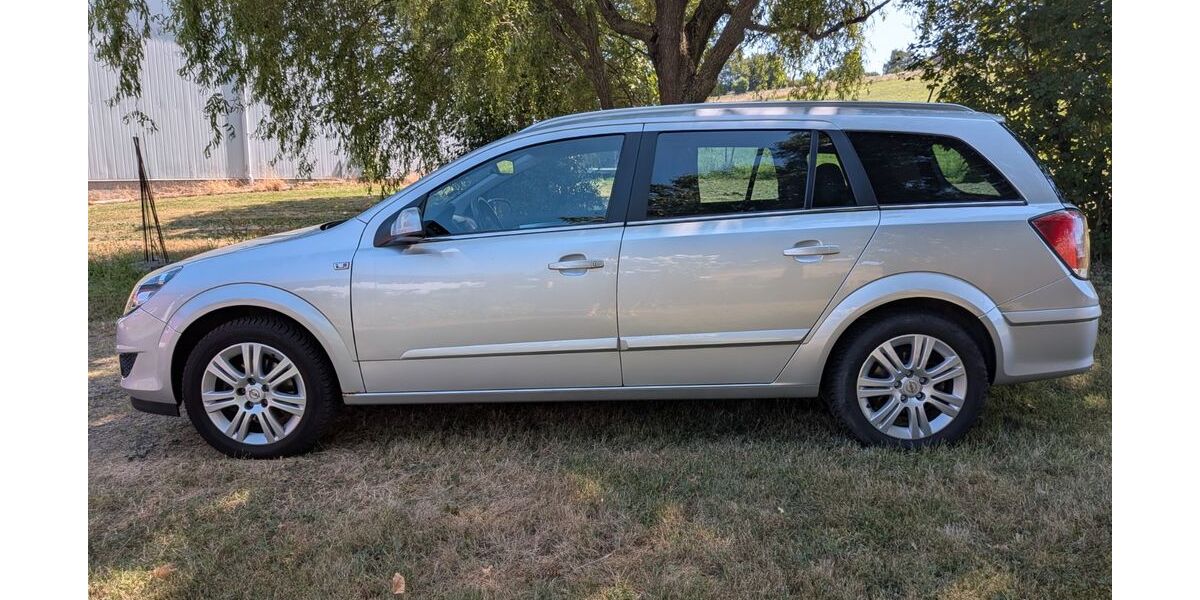 Opel Astra 77.331 km 3.690 &euro; Königswinter 53639
