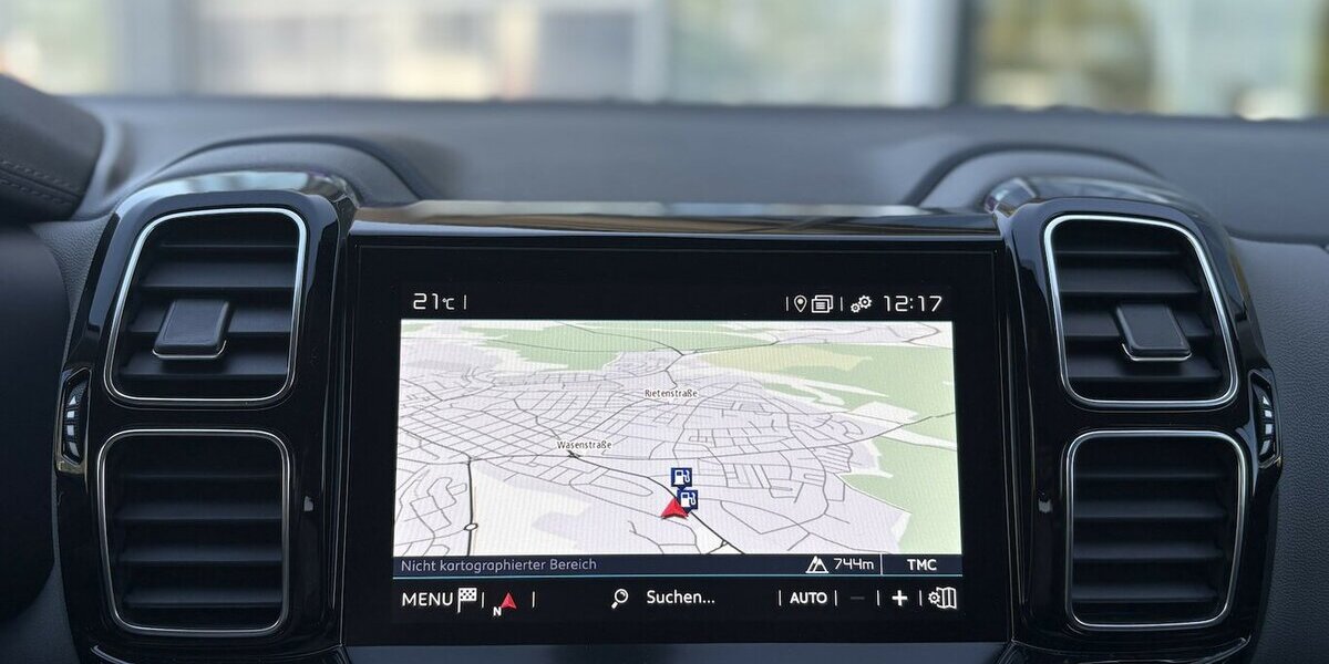 Citroen C5 Aircross Feel DAB+/AHK/KAMERA/NAVI/CARPLAY 52.764 km 14.900 &euro; Villingen-Schwenningen 78054