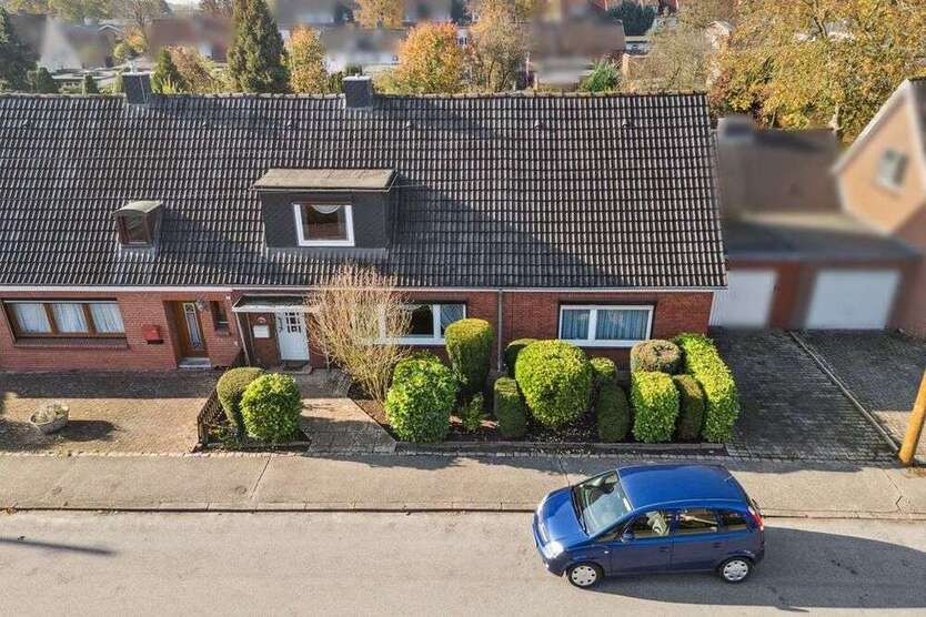 Haus zum Kaufen in Lübeck 275.000 € 163 m²