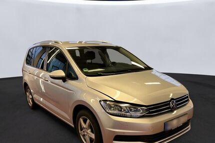 VW Touran 112.400 km 22.999 &euro; Fulda 36043