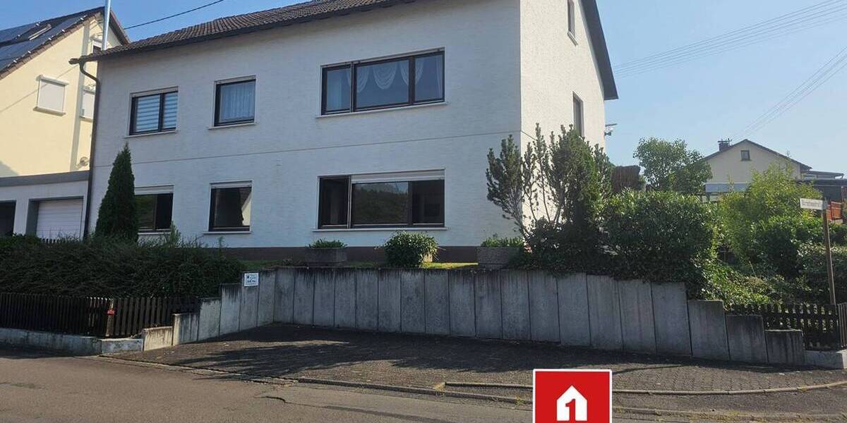 Solides Einfamilienhaus mit Einliegerwohnung in guter, zentraler Wohnlage! 7 zimmer