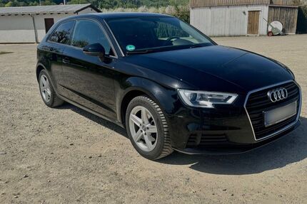 Audi A3 203.323 km 9.500 &euro; Deggenhausertal 88693