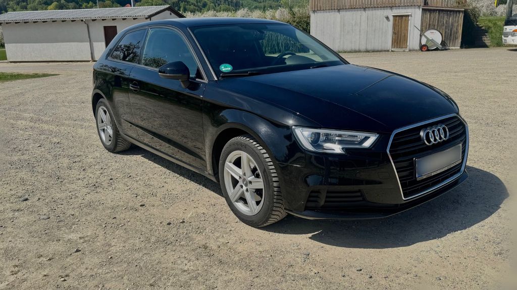 Audi A3 203.323 km 9.500 &euro; Deggenhausertal 88693