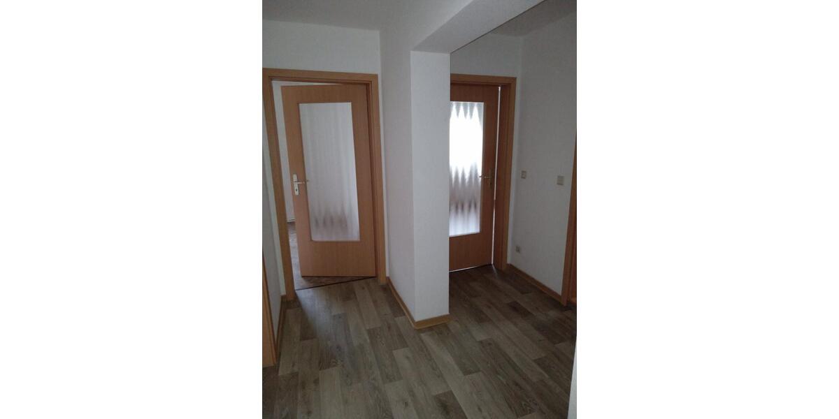 Etagenwohnung Bischofswerda - 3 Zimmer, 73 m&sup2;, 440&euro; | Angebot:25181798