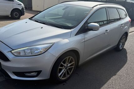 Ford Focus 214.568 km 4.990 &euro; Hanau 63452