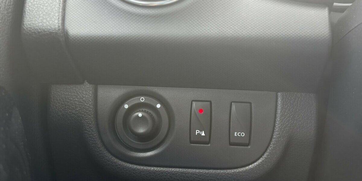 Dacia Sandero Stepway Celebration NAVIGATION/TEMPOMAT 29.280 km 8.900 &euro; Villingen-Schwenningen 78054