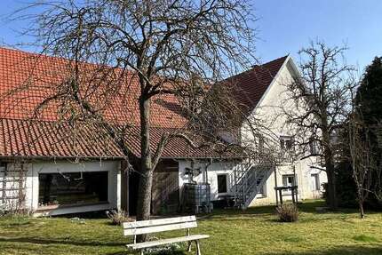 Haus Warburg / Menne Menne - 6 Zimmer, 260 m&sup2;, 199.000&euro; | Angebot:25201708