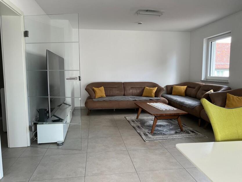 4-Zi Whg. im OG mit Balkon in Dreifamilienhaus in Geisenhausen