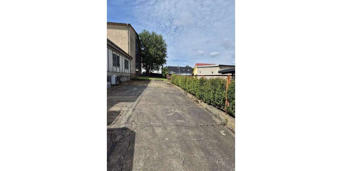 Halle in Ohorn 225 € 150 m² zimmer