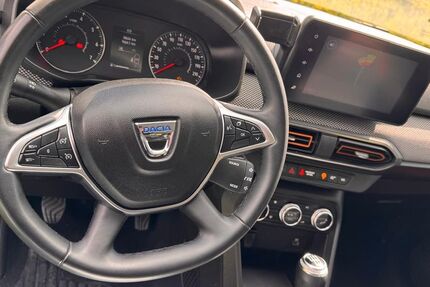 Dacia Sandero 38.700 km 12.800 &euro; Pößneck 07381