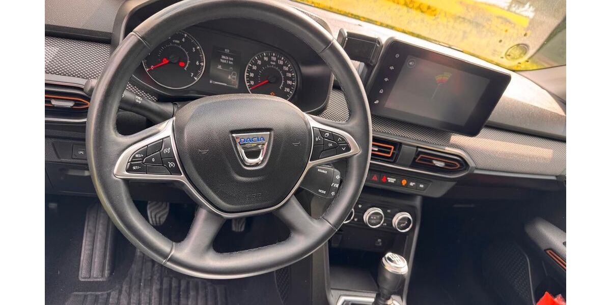 Dacia Sandero 38.700 km 12.800 &euro; Pößneck 07381