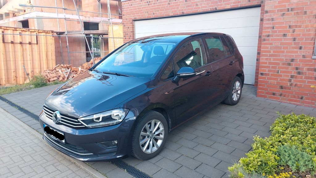 VW Golf Sportsvan 46.500 km 12.400 &euro; Kerken 47647