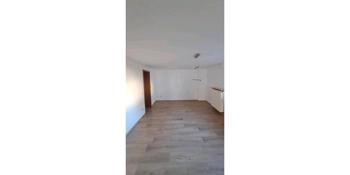 Erdgeschoßwohnung Ayl - 5 Zimmer, 130 m&sup2;, 850&euro; | Angebot:26359617