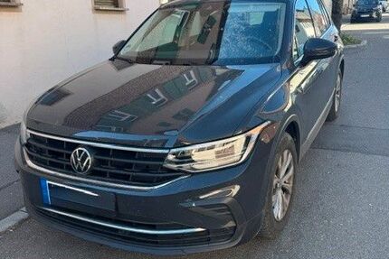 VW Tiguan 24.500 km 24.990 &euro; Ehningen 71139