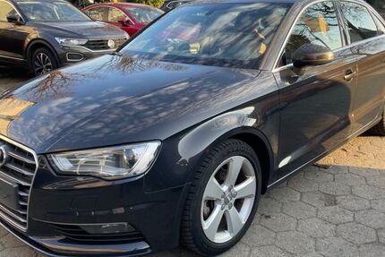 Audi A3 285.000 km 9.300 &euro; Stelle 21435