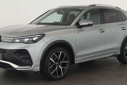 VW Tiguan 15.400 km 43.684 &euro; Düsseldorf 40233