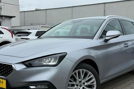 Seat Leon 26.691 km 19.890 &euro; Fulda 36043