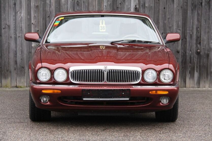 XJ