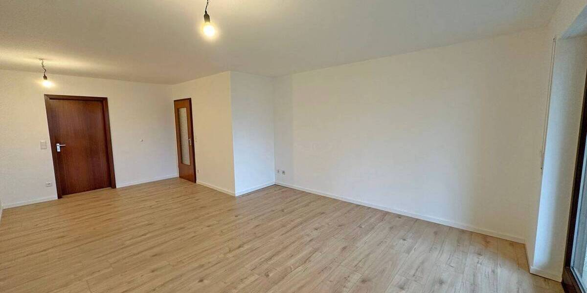 Etagenwohnung Dresden Seidnitz/Dobritz - 3 Zimmer, 74 m&sup2;, 215.000&euro; | Angebot:26309926
