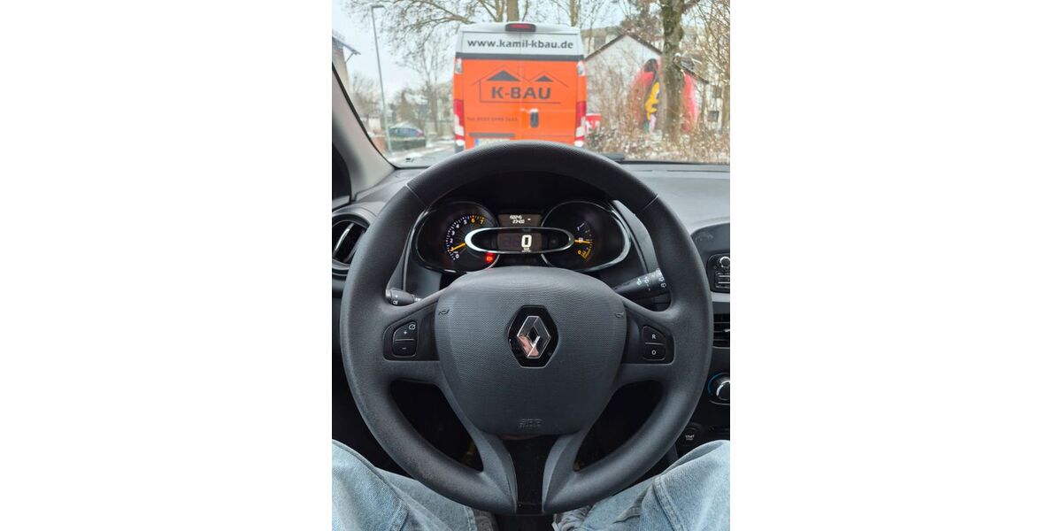 Renault Clio 150.245 km 4.000 &euro; Flörsheim 65439