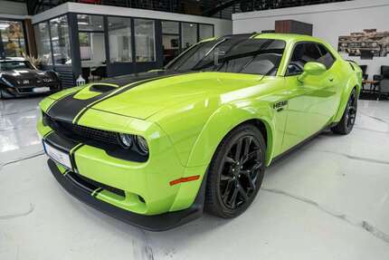 Dodge Challenger 8.004 km 44.490 € Quakenbrueck 49610