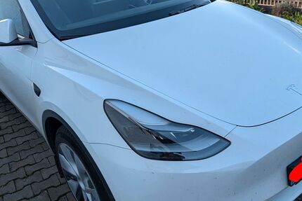 Tesla Model Y 29.500 km 35.900 € Münsing 82541