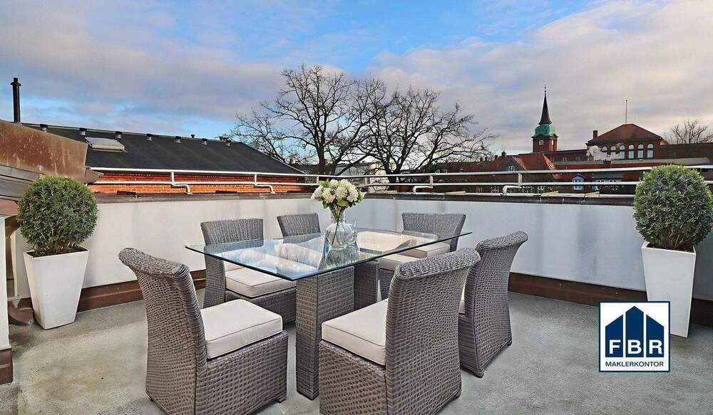 Gewerbeobjekt Schwerin Schelfstadt - 1 Zimmer, 1.160.000&euro; | Angebot:25780344