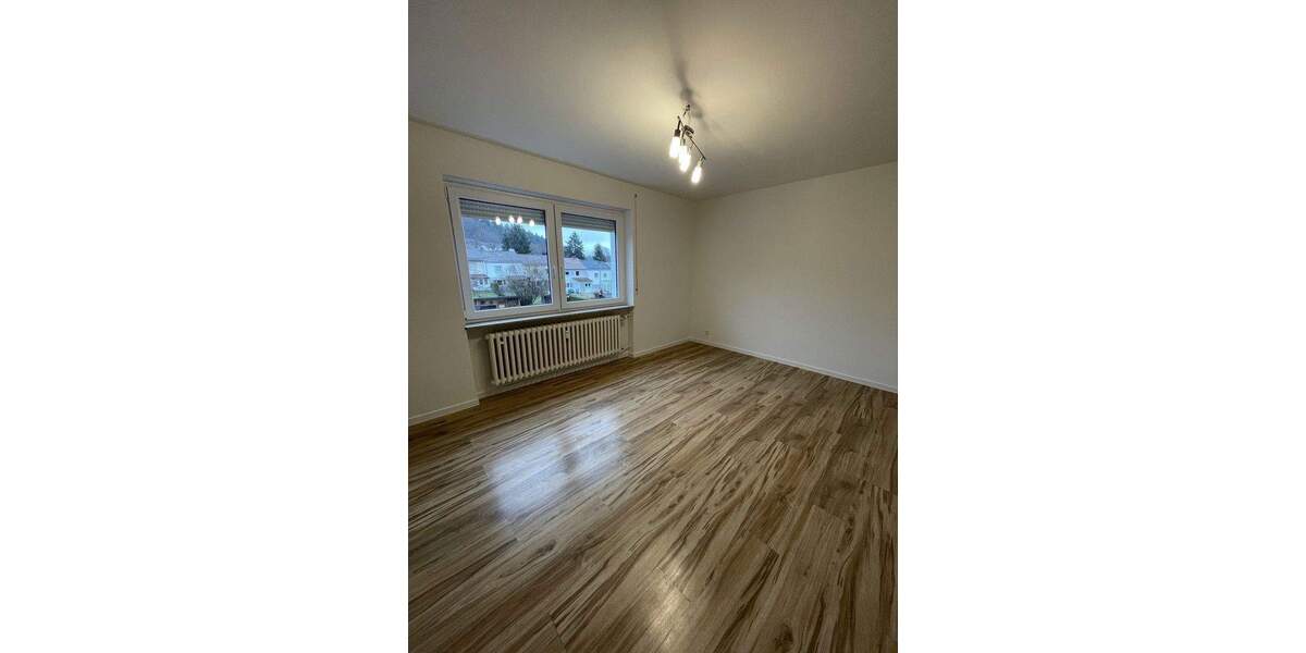 Etagenwohnung Meßstetten Gemarkung Meßstetten - 3 Zimmer, 69 m&sup2;, 650&euro; | Angebot:25733287