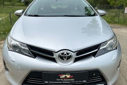 Toyota Auris 193.000 km 7.999 &euro; Reutlingen 72770