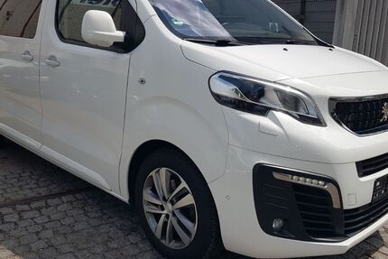 Peugeot Traveller 227.903 km 18.900 &euro; Berlin 13437