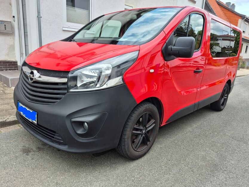 Opel Vivaro 145.000 km 13.900 € Seesen 38723