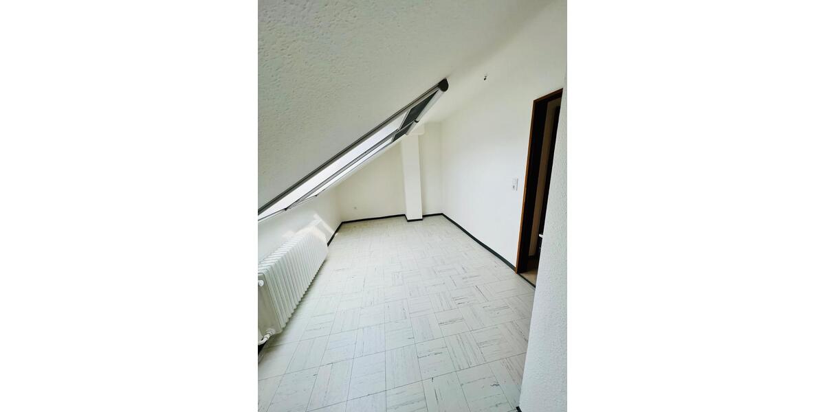 Reihenhaus Niederwerrn - 7 Zimmer, 156 m&sup2;, 398.000&euro; | Angebot:25299512