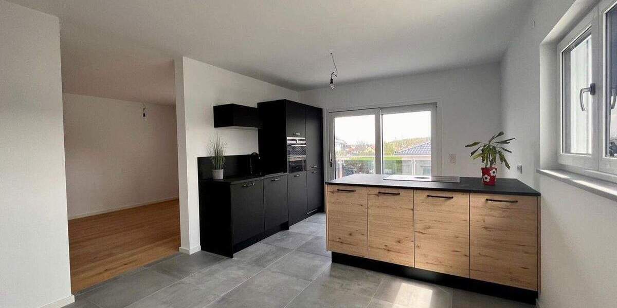 Freie ETW nähe Brombachsee * ohne Provision * KfW40+ * PV * Wärmepumpe * Aufzug * Balkon * TG 3 zimmer