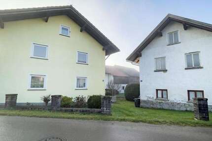 Haus zum Kaufen in Hauzenberg 280.000 € 148 m² 5 zimmer