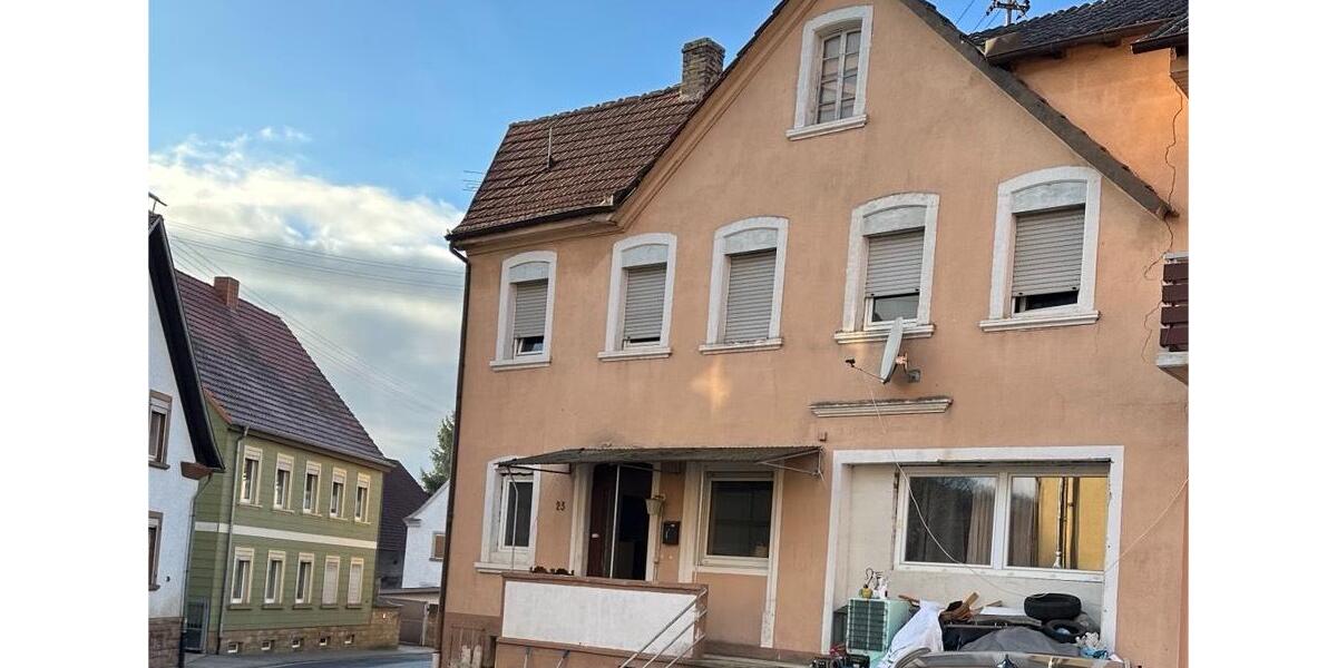 Reihenhaus Nußbach - 6 Zimmer, 150 m&sup2;, 850&euro; | Angebot:25541979