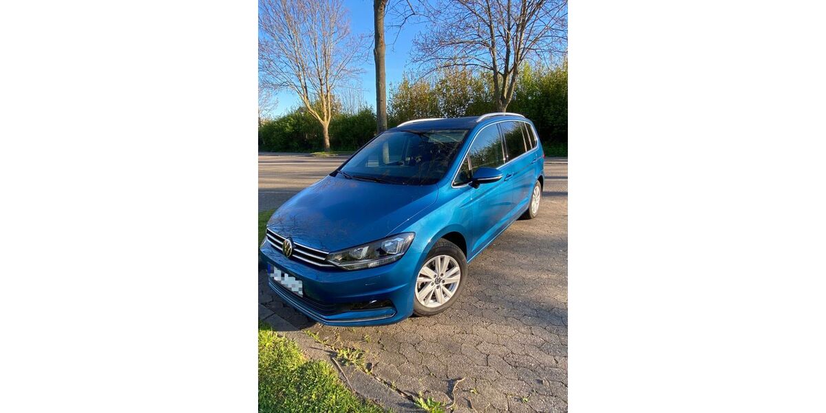 VW Touran 82.600 km 25.500 &euro; Laboe 24235