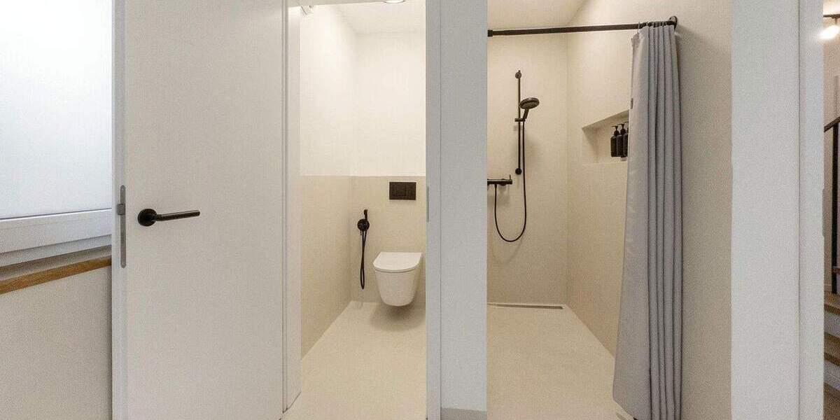 Einfamilienhaus Würzburg Heidingsfeld - 8 Zimmer, 215 m&sup2;, 1.095.000&euro; | Angebot:25566089