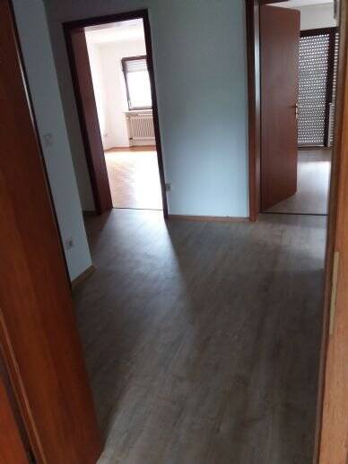 Etagenwohnung Bad Mergentheim - 2 Zimmer, 60 m&sup2;, 500&euro; | Angebot:25525272