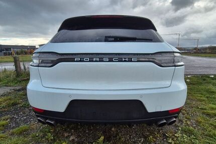 Porsche Macan 191.000 km 26.990 &euro; Satteldorf 74589