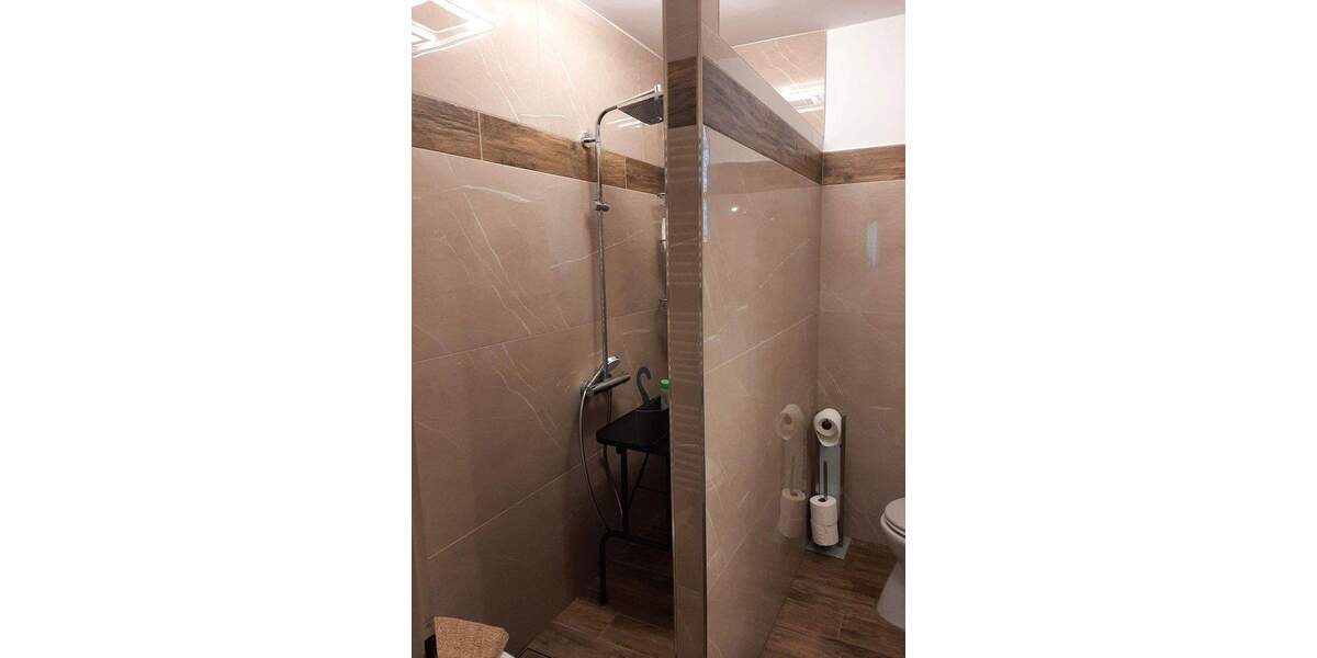 Einfamilienhaus Raunheim - 8 Zimmer, 270 m&sup2;, 670.000&euro; | Angebot:24845070