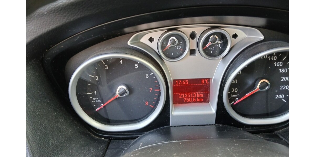 Ford Focus 200.000 km 2.000 &euro; Königsbronn 89551