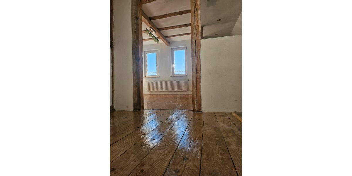 Dachgeschoßwohnung Michelstadt - 2 Zimmer, 78 m&sup2;, 780&euro; | Angebot:25265507