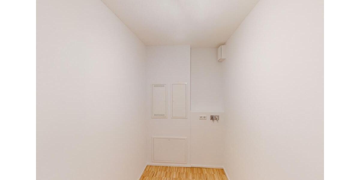 Etagenwohnung Düsseldorf Stadtbezirk 6 - 4 Zimmer, 114 m&sup2;, 1.870&euro; | Angebot:26675339
