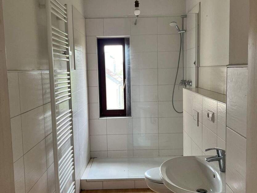 Schöne 3 Rauswohnung im Osten 3 zimmer